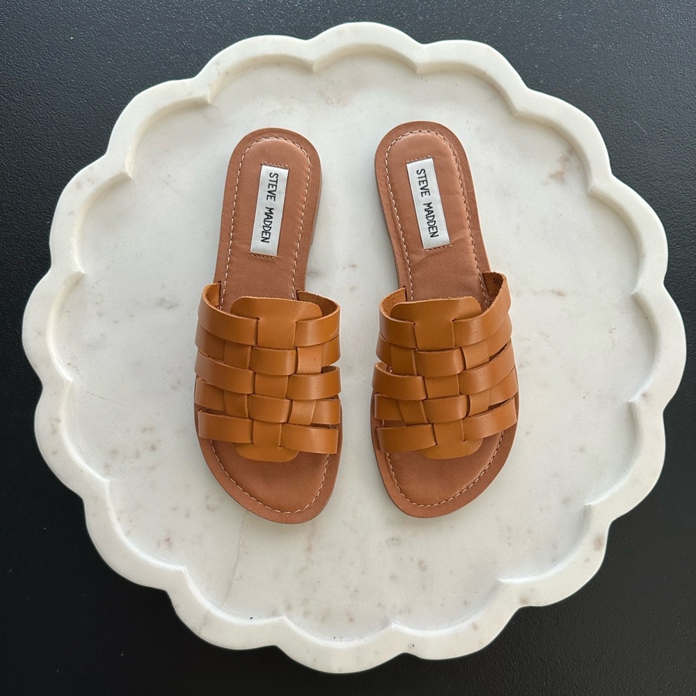 Women’s Steve Madden Brown Woven Sandals Size 7.5M - Picture 4 of 5